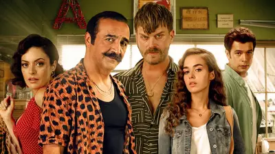 Organize İşler Sazan Sarmalı Filminin Konusu ve Oyuncuları