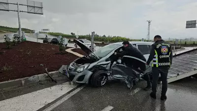 Çorum'da iki otomobil çarpıştı: 7 yaralı