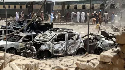 Pakistan'da askeri trene bombalı saldırı: 23 ölü, 70 yaralı