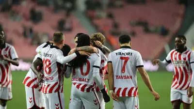 Samsunspor, Göztepe'yi 3-0 Mağlup Ederek Sezonu Kapattı