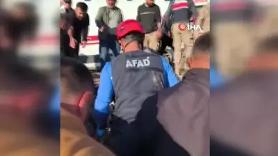 Siirt'te traktör devrildi: 2 kişi hayatını kaybetti, 1 yaralı