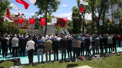 İstanbul'un Fethi'nin 573. yılında tarihi namazgâh yeniden ibadete açıldı