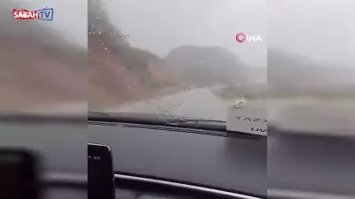 Tunceli'de dolu yağışı sürücülere zor anlar yaşattı