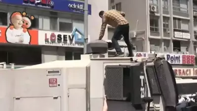 İzmir'de TOMA'ya çıkan okul müdür yardımcısı tutuklandı