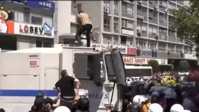 İzmir'de TOMA'ya zarar veren şüpheli tutuklandı!