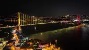 15 Temmuz Şehitler Köprüsü Galatasaray'ın Sarı-Kırmızısına Büründü