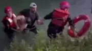 Adana'da sulama kanalına düşen genç kurtarıldı
