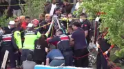 Aksaray'da kuyu faciası: Komşu son anda kurtuldu, 3 kişi hayatını kaybetti