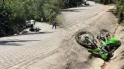 Antalya'da motosikletler kafa kafaya çarpıştı: 1 ölü, 2 ağır yaralı