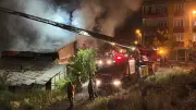 Arnavutköy'de fabrika yangını: Ekipler sevk edildi, trafik kapatıldı