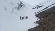 Artvin'de çığ altında kalan çoban Bülent Gezer için arama çalışmaları yeniden başladı