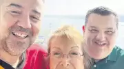 Ata Demirer ve Annesi Ayten Kaçar'ın Anneler Günü Sohbeti Güldürdü