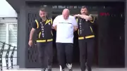 Babasının ricasıyla işe aldığı muhasebeci patronunu boğazını keserek öldürdü