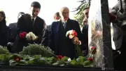 Bahçeli, Kurban Bayramı'nda Alparslan Türkeş'in Kabrini Ziyaret Etti