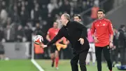Beşiktaş taraftarından Sergen Yalçın'a olay tepki: Maç öncesi ve sonrası protestolar