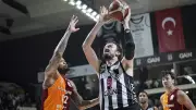 Beşiktaş'tan Galatasaray'a 108 Sayılık Fark: Seride 1-0 Öne Geçti