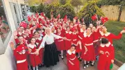 Beykoz'da 90 kişilik dev orkestra: Ekranı bırakıp ukulele aldılar