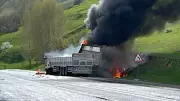 Bitlis'te TIR'lar Kafa Kafaya Çarpıştı, Sürücüler Hayatını Kaybetti