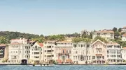 Boğaz'ın yeni yalı ağası Emir Bahadır: 2.5 milyarlık gizli satış