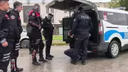 Bursa'da Ehliyetsiz Sürücü Polise Mukavemet Edince Biber Gazıyla Etkisiz Hale Getirildi