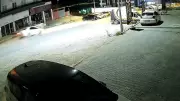 Bursa'da Uyuyan Sürücü Park Halindeki 4 Araca Çarptı: O Anlar Kamerada