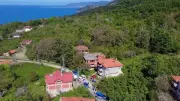 Cide'de köy muhtarı ot biçerken düşüp hayatını kaybetti