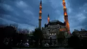 Cuma Hutbesi 8 Mayıs 2026: İbadetler Bizi Rabbimize Yakınlaştırır