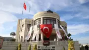 Devlet Tiyatroları Tarihi Meclis Binasında Perdelerini Açtı