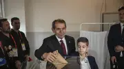Dursun Özbek Galatasaray seçiminde oyunu kullandı