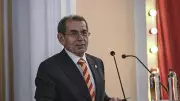 Dursun Özbek kapıları kapattı! Osimhen satılık değil