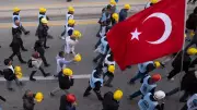 Ekonomi yönetimi 1 Mayıs Emek ve Dayanışma Günü'nü kutladı