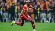 Evra'dan Manchester United'a Osimhen tavsiyesi