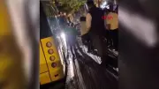 Fatih'te inşaat demiri İETT otobüsünü deldi, yolcu yaralandı