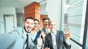 Fotoğraftan parmak izi çıkarıyorlar! Cep telefonlarında korkutan yeni risk