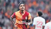Galatasaray nefes nefese şampiyon oldu: Antalyaspor'u 4-2 yendi