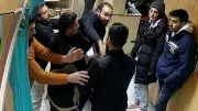 Hatay'da doktor hastaya yumruk attı: Görme kaybı yaşayan hasta şikayetçi oldu