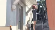Hepsi Grubu'nun Ünlü İsmi Cemre Kemer Bayram Temizliği Yaptı