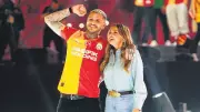Icardi'den Komşuya Ret: Galatasaray'ın Yıldızından Sürpriz Karar