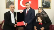 İçişleri Bakanı Çiftçi, Konya'da Şehit Ailesini Ziyaret Etti