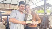 Kadın Çiftçiye Onur Ödülü Verildi