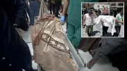 Katil İsrail Gazze'de Filistinlilerin Çadırlarını Vurdu: 2 Ölü