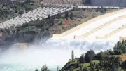 Keban Barajı'nda Su Tahliyesi Sürüyor