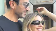 Kenan İmirzalıoğlu ve Sinem Kobal Berlin'de Romantik Gezinti