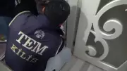 Kilis'te firari FETÖ'cü banyodaki gizli bölmede yakalandı