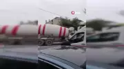 Küçükçekmece'de kahve önünde silahlı saldırı: 3 kişi yaralandı