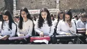 Melodika Çalan 985 Öğrenci Guinness Rekoru İçin Sahnede