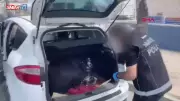 Mersin'de takipteki otomobilde 23 kilo 984 gram esrar ele geçirildi