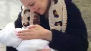 Meryem Uzerli'nin Kızı Lara Jemima'nın Güzelliği Göz Kamaştırdı