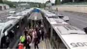 Metrobüs Arızası Yolcuları Mağdur Etti