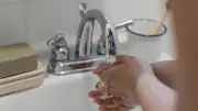 Musluktan İp Gibi Akan Suya Son! Evinizin Su Basıncını Artıracak Sır